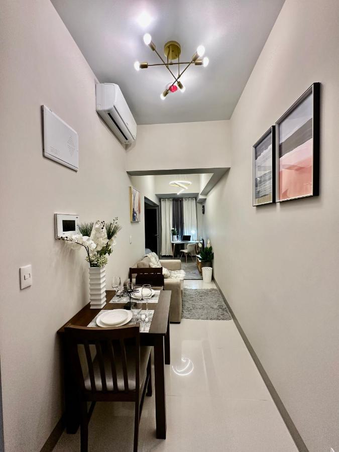 Bgc, Uptown Parksuites Tower 2 タギッグ エクステリア 写真